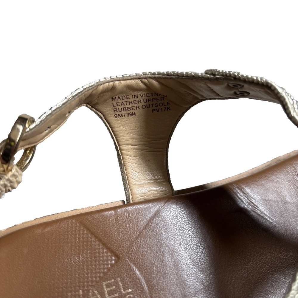 Michael Kors Metallic Gold T-Strap Leather Sandals size 9 m - Picture 13 of 16
